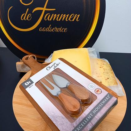 Kaassnijplankje met mesjes vierkant